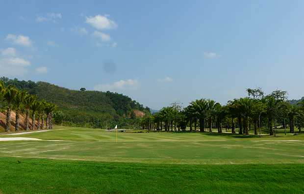 Katathong Golf Resort & Spa (